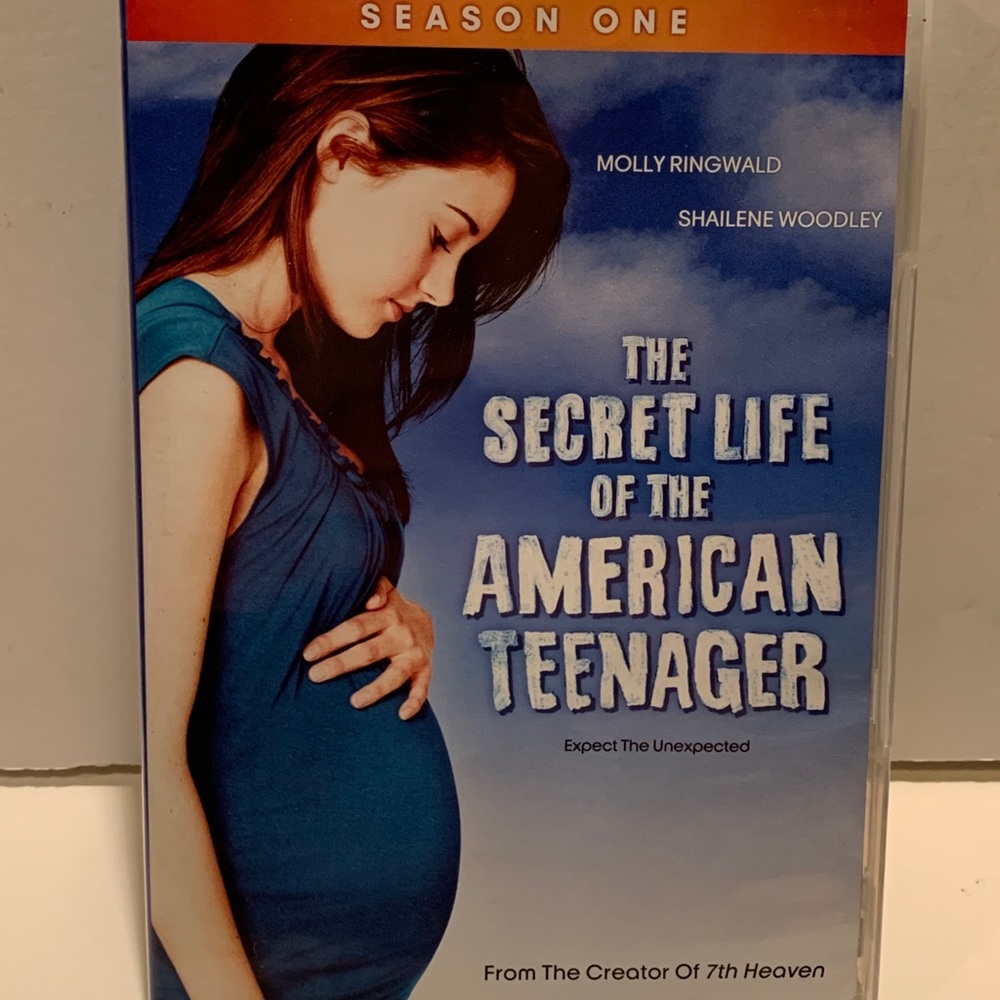 THE SECRET LIFE OF THE AMERICAN TEENAGER DVD.